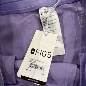 New in original package lavender dew . Small petite Zamora joggers